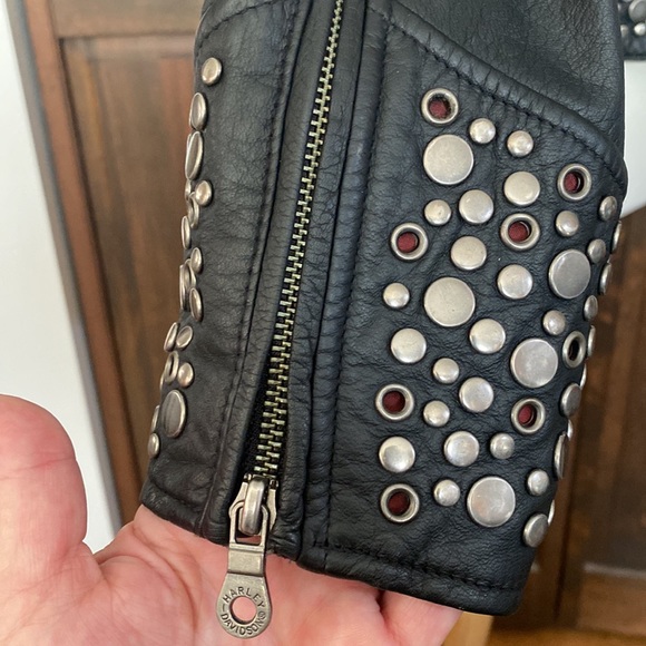 HARLEY DAVIDSON Leather Studded Biker Jacket, size XL, Black - Picture 7 of 14